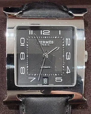 2015 Hermès Heure H 42MM Black Dial Leather Strap (HH2 810  display picture 3