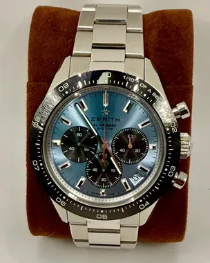 日本のメダル3点セット 2022 Zenith Chronomaster Sport 