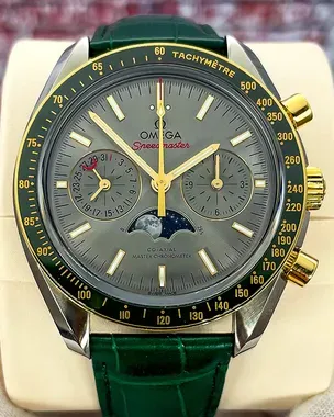 Omega Speedmaster Moonphase 44.25MM Steel/Yellow Gold Grey Dial