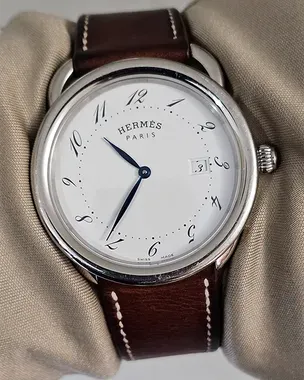 Hermes Arceau 38MM Quartz White Dial Leather Strap (AR5.710A