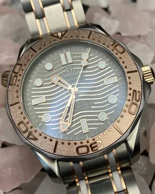 D*s様 OMEGA Seamaster QUARTZ 本体　難あり品 2020 Omega Seamaster Diver 300M 25th Anniversary Limited Edition