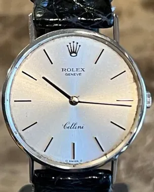 ROLEX Cellini シルバー不動　値下げ可 eyJidWNrZXQiOiJncmFpbHplZS1tZW