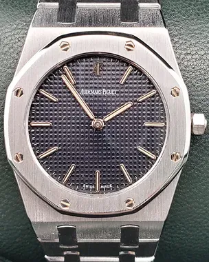 beats Executive × AUDEMARS PIGUET 超希少 1997 Audemars Piguet Royal Oak 33MM Quartz Black Dial Steel