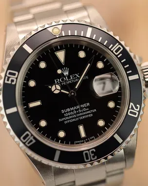 1998 Rolex Submariner Date 40MM Black Dial Steel Bracelet (16610